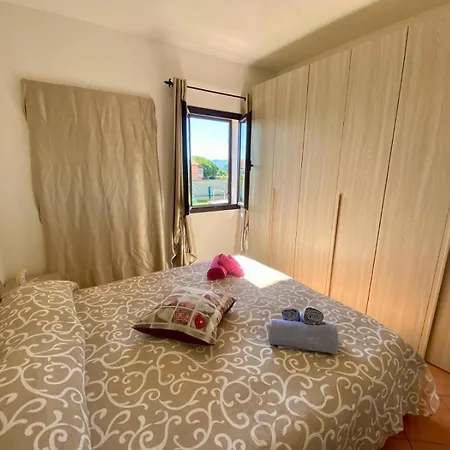 Pupureddu Con Terrazza Ad אולביה