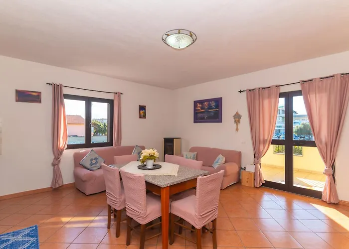 Pupureddu Con Terrazza Ad *