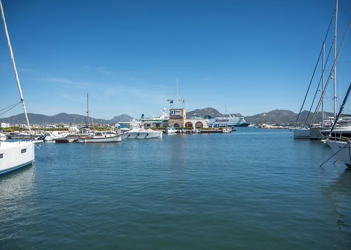 アパート Pupureddu Con Terrazza Ad *